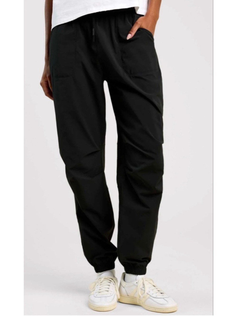 nuuds Refine Jogger Women’s Medium Black Lightweight Elastic Waistband